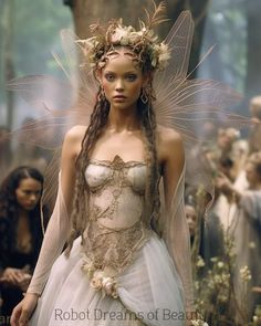 High Fae Costume, Faerie Gowns, Faerie Headpiece, Seelie Fae Aesthetic, Fairy Queen Aesthetic, Fairy Queen Dress, Titania Fairy Queen, Faerie Outfit, Fae Outfit