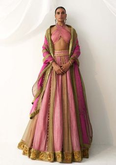 Olive Lehenga, Indian Outfits Lehenga, Lehnga Dress, Indian Dresses Traditional, Pink Olive, Traditional Indian Outfits, Indian Bridal Outfits, Designer Party Wear Dresses, Ethnic Outfits