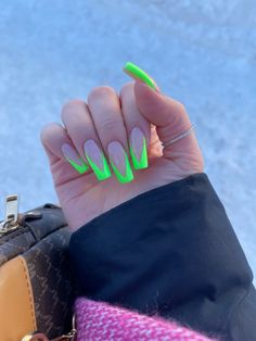 Lime Green Neon Nails, Nails With Lime Green Tips, Neon Pink French Tip Nails Coffin, Neon Lime Nail Design, Neon Green Nails French Tip, Summer Nails Green Neon, Lime Green French Nails, Neon Green Nails Coffin, Lime Green Tips Nails