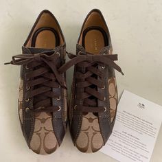 Nib Coach Khaki/Chestnut Leather Sneakers- Worn Once. Excellent Condition! Vintage Lace-up Sneakers With Cushioned Footbed, Retro Brown Low-top Sneakers, Brown Sneakers With Round Toe For Fall, Brown Fall Sneakers With Round Toe, Brown Round Toe Sneakers With Laces, Brown Sneakers With Laces And Round Toe, Brown Lace-up Sneakers With Round Toe, Vintage Brown Sneakers With Laces, Classic Brown Sneakers For Fall