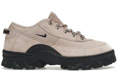 Buy and sell authentic Nike shoes on StockX including the Nike Lahar Low Fossil Stone (W) and thousands of other sneakers with price data and release dates. Nike Hiking Shoes, Nike Lahar Low, Street Wear Shoes, Pretty Shoes Sneakers, Trekking Shoes, Funky Shoes, Hot Sneakers, Swag Shoes, Dream Shoes