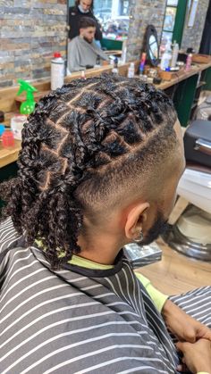 Cornrow Dreadlocks Men, Cornrow Dreads, High Top Fade Loc Styles, Cornrows 4c Hair Men, Fade With Dreads, Braid Styles For Men With Fade Short Hair, Two Strand Twist Men Dreads Styles, High Top Short Loc Styles For Men, Two Barrel Twist Dreads Men