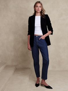 Girlfriend Jean | Banana Republic Factory Modern Tapered Leg Cropped Jeans For Fall, Trendy Cropped Jeans In Dark Wash For Workwear, Dark Wash Tapered Jeans For Fall, Trendy Cropped Tapered Jeans For Workwear, Trendy Cropped Tapered Leg Jeans For Work, Trendy Tapered Leg Cropped Jeans For Work, Tapered Dark Wash Jeans For Fall, Spring Tapered Jeans For Workwear, Spring Tapered Jeans For Work