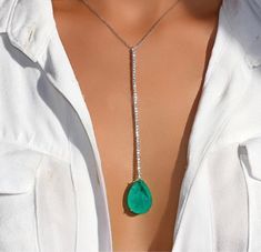 Every Day Necklace, Inexpensive Jewelry, Necklace Luxury, Necklace Emerald, Colombian Emeralds, Bluish Green, Emerald Necklace, Royal Jewelry, Emerald Jewelry