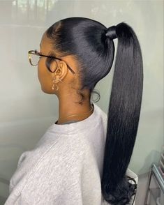 Half Up Half Down With Straight Hair, Slick Baddie Hairstyles, Twisted Hair, Weave Ponytail Hairstyles, Sleek Ponytail Hairstyles, Weave Ponytail, Girls Hairstyles Braids, Slick Hairstyles