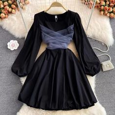 Tulle Dress Black, Gorgeous Wedding Dress Princesses, Puffy Dresses, Most Beautiful Wedding Dresses, Trendy Fashion Tops, Bubble Sleeve, Easy Trendy Outfits, Black Midi, Modest Fashion Outfits