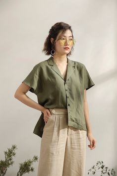 Ariana Linen Shirt – VAST Earthtone Outfits, Earth Tone Outfits, Sleeve Shirt Outfit, Áo Blu, Wide Leg Linen Pants, Mode Hijab, Pantalon Large, Linen Blouse, Green Shirt