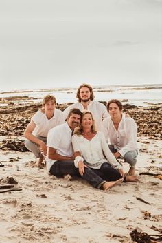 family photo shoot 
Family photograph 
sunset family shoot 
sunset beach 
sunset beach family photo shoot 
photographer cape town 
cape town photographer 
cape town family  photography 
cape town family photographer Family Photos Teenage Children Beach, Beach Posing, Sunset Family Photos, Family Beach Session, Fam Photos, Beach Photography Family