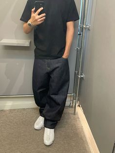 Carhartt Pants, Street Fashion Men Streetwear, Streetwear Men Outfits, Mens Streetwear, Street Wear, Street Style, Mens Outfits, Outfit Accessories, Clothes