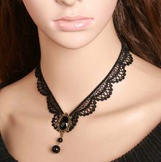 Collier Tour de cou romantique dentelle noire tour par FairybyFoxie Gothic Jewelry Box, Kalung Choker, White Lace Choker, Lace Cuff Bracelet, Gothic Choker, Formal Jewelry