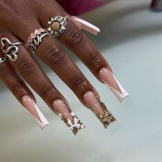 @nailsby.tamia on insta Long French Nails, Set Nails, Long Acrylic Nail Designs, Unique Acrylic Nails, Birthday Nails, Pretty Acrylic Nails, Dope Nails