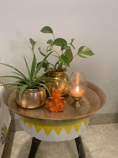 Indian Decor Home, Wooden Decoration Ideas, Brass Decor Indian, Indian Inspired Decor, Puja Decor, India House