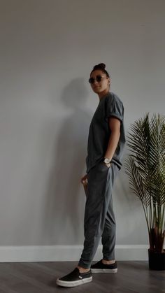 masc ootd #loveislove #gym #vintagestyle  #style  #womensuits #otd #wIw #outfitstyle Masc Lesbian Classy Outfits, Sporty Lesbian Style, Tomboy Gym Outfit, Masc Gym Outfits, Masc Women Fashion, Tomboy Style Summer, Lesbian Winter Outfits, Tomboy Wedding Outfit