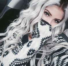 White Silver Hair, Witch Dog, Hair Colorful, Balayage Blonde, Silver Hair Color, Hair Envy, Grunge Hair, Silver Hair, Hair Dos