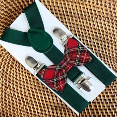 Red Tartan Bow Tie & Hunter Green Suspenders Set - PERFECT for a Wedding, Groomsman or Ring Bearer Outfit!This set is a great choice for family photos, wedding, ring bearer outfit, birthday celebration or any other special occasion. ❤*Sizing: Please Check Measurements Before Ordering*Note: If your gentleman wears larger clothing for his age, we recommend going by the clothing size to be safe. Any other questions on this, please just ask!Small: 6 months - 6 years•Bow Tie: 3.5in wide•Suspenders: E Chriatmas Ringbear Suits, Party Bow Tie With Red Bow, Maroon Suspenders And Bow Tie, Red Bow Tie And Suspenders, Wedding Ring Bearer Outfit, Green Suspenders, Tartan Bow Tie, Wedding Fits, Tie And Suspenders