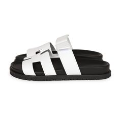 This pair of Chypre Techno sandals are in white and feature the iconic H and a velcro crossover strap. Origin: ItalyCondition: New and never wornAccompanied by: Hermes box, dustbags, ribbonSize: 35.5 EU Hermes Box, Sandals White, Madison Avenue, Alligator, Crossover, Bags Women, Luxury Bags, Fashion Bags, Fendi