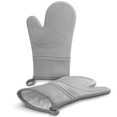 an oven mitt and pot holder are shown in this 3d rendering image from the manufacturer's website