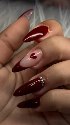 inspiração de unhas Pretty Acrylic Nails, Glow Up?, Coffin Nails, Red Nails, Stylish Nails, Beautiful Nails, Nails Inspiration