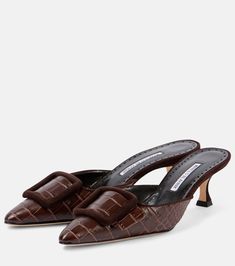 Maysalebi 50 croc-effect leather mules in brown - Manolo Blahnik | Mytheresa Manolo Blahnik Mules, Manolo Blahnik Maysale, Mid Heels Pumps, Manolo Blahnik Shoes, Suede Mules, Leather Mules, Mule Clogs, Manolo Blahnik, Shoe Box