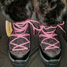 Bearpaw Girls Winter Snowboots Size 5y Pink Insulated Outdoor Boots, Pink Waterproof Lace-up Boots, Ugg Style, Toddler Boots, Sheepskin Boots, Shearling Boots, Bearpaw Boots, Girls Boots, Kids Boots