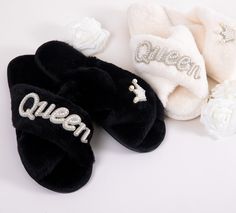 Queen slippers with Crown, Queen fluffy slippers with pearls, Gift for her, Birthday Gift, Cool slippers, Bachelorette slippers-New by BridesmaidsHouse on Etsy Bachelorette Slippers, Queen With Crown, Fresh Pedicure, Cross Slippers, Bride To Be Party, Cool Slippers, Bachelorette Party Photo