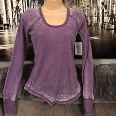 Thermal Type Blouse Purple Cotton Top For Layering, Purple Crew Neck Top For Layering, Casual Purple Scoop Neck Top, Purple Cotton Workout Top, Purple Workout Tops For Spring, Purple Workout Top For Spring, Purple Stretch Tops For Loungewear, Color Purple, Top Blouse