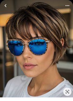 Brunette Pixie Cut, Kort Bob, Short Choppy Haircuts, Short Shag Hairstyles, Shag Hairstyles, Cute Hairstyles For Short Hair