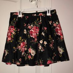 Forever 21 Black Skirt With Floral Designs. Brand New And Never Been Worn Black Floral Print Mini Skirt, Forever 21 Black Lined Mini Skirt, Forever 21 Black Summer Skort, Trendy Black Floral Print Skirt, Forever 21 Black Mini Skirt, Skirts Floral, Forever 21 Skirts, Black Skirt, Floral Designs