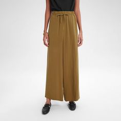 Add a touch of sophistication to your look with our wide-leg pull-on pants. The contrasting wide elastic waistband and narrow drawstring create an elegant, refined style. Made from midweight textured twill fabric, they offer a casual feel with a touch of structure, making them ideal for early autumn. Featuring a wide-leg fit and convenient side pockets, these pants are versatile enough to pair with a variety of tops for any occasion. A New Day™: Style that goes wherever you do. Early Autumn, Refined Style, Twill Fabric, Bottom Clothes, Pull On Pants, Size 00, A New Day, Bottoms Pants, New Day