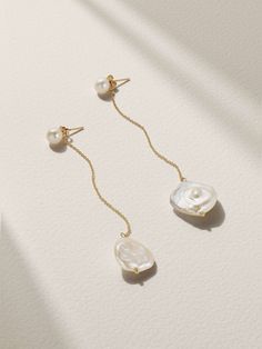 Shop MATEO Duality 14-karat gold pearl earrings, Explore the latest MATEO women's collection today on NET A PORTER Modern White Pearl Chain Earrings, Modern White Pearl Earrings With Pearl Chain, Modern Akoya Pearl Drop Earrings, White Long Drop Earrings Fine Jewelry, White 14k Gold Earrings With Pearl Chain, Luxury Long Drop Pearl Drop Jewelry, Modern Pearl Jewelry With Matching Earrings, Modern Pearl Chain Earrings For Wedding, Modern Drop Pearl Charm Jewelry