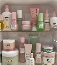 Haut Routine, Sephora Skin Care, Skincare Inspiration, Shower Skin Care, Pretty Skin Care, روتين العناية بالبشرة, Skin Care Items, Body Skin Care Routine, Skin Care Essentials