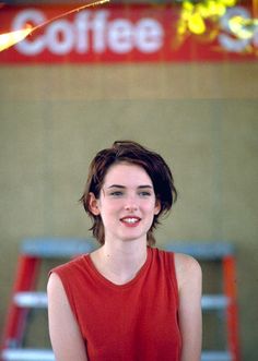 Winona Ryder as Lelaina Pierce in Reality Bites, 1994. Footloose Musical, Winona Ryder 90s, Winona Rider, Drew Barrymore 90s, 90s Grunge Hair, Winona Forever, Harry Clarke, Reality Bites, Renee Zellweger