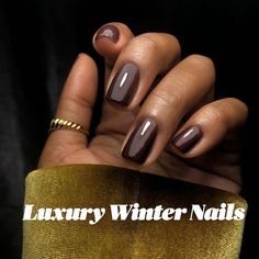 Elegance meets warmth in this stunning brown manicure, perfect for festive holiday vibes! 🤎🖤 Discover the beauty of a sophisticated and seasonally inspired nail look. While everybody else will have their nails #red - go for this amazing #sheer #jelly #brown shade. Elevate your #Christmas nail game with this #chic and #timeless #design. ✨Click the link below to see what product I used #ChristmasNails #ElegantManicure #HolidayBeauty #WinterNails #DecemberNails Sade Aesthetic, Studio Wardrobe, Natural Nails Manicure, Maquillage On Fleek, Work Nails, Youtube Studio, Nails 2021, Glam Nails, Brown Nails