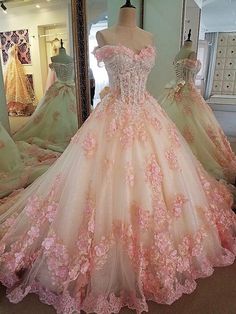 A Line Ball Gown Prom Dress Pink Sweet 16 Dress, A Line Ball Gown, Ball Gown Prom Dress, Pretty Quinceanera Dresses, Prom Dress Long, Fest Outfits, Floral Prom Dresses, Stunning Prom Dresses, Cute Prom Dresses