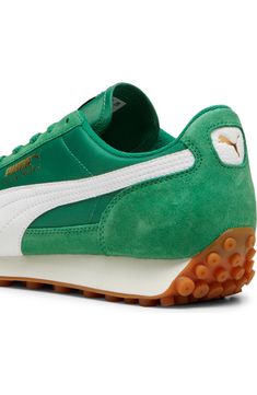 Retro Leather Sneakers For Jogging, Retro Sneakers With Contrast Sole For Jogging, Retro Sneakers With Contrast Sole, Retro Jogging Sneakers With Rubber Sole, Retro Sneakers With Rubber Sole For Jogging, Retro Suede Sneakers With Rubber Sole, Green Slip-on Sneakers For Sports With Rubber Sole, Functional Green Slip-on Sneakers, Retro Lace-up Sneakers With Vibram Sole