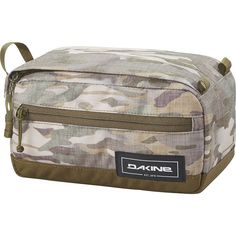 the dakin toilet bag in camo