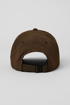 Get your head in the game in the Performance Off-Duty Hat. It’s our classic silhouette—designed with a curved brim and close fit—but done in a durable, sweat-wicking performance fabric. Plus, it’s finished with an adjustable strap and buckle for a comfortable fit on every head. Classic Six-panel Dad Hat For Sports, Outdoor Snapback Hat With Curved Visor, Brown Snapback Hat For Sports With Curved Bill, Classic Sports Dad Hat With Curved Bill, Sporty Six-panel Fitted Hat For Outdoor, Brown Sports Hat With Curved Bill, Brown Sports Trucker Hat With Curved Bill, Sporty Baseball Cap With Adjustable Fit And Curved Brim, Adjustable Curved Visor Baseball Cap For Outdoor