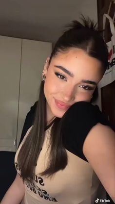 Piper Mclean, Make Up Inspiration, Beautiful Curly Hair, Sleek Hairstyles, Bad Hair, Hairstyles For School, Aesthetic Hair, Ponytail Hairstyles, Trendy Hairstyles