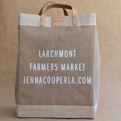 Apolis Bags Market Bag by Jenna Cooper | LA Los Angeles Real Estate, Farmers Market Bag, The Farmer, Book Organization, Summer Favorites, Market Bag, Perfect Bag, Carry On Bag, Coop