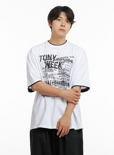 Product Detail Style : Street Occasion : Back to school Type : Men, TShirts Print : Graphic Sleeve : Short sleeve Neck : Round neck Fit : Oversize fit Cotton100 Color : White, Black Made in Korea Model Size Model is wearing size M/L and the color White. Height : 6'0" | 184cm / Top : M / Bottom : L (30 inch) .prddescription table, .prddescription td, .prddescription th { border : 1px solid black; border-collapse : collapse; padding: 10px; } Size(Inch) Size Shoulder Bust Sleeve Length Armhole Slee College Style Short Sleeve Tops For Streetwear, Hip Hop Style Crew Neck T-shirt For College, White Relaxed Fit College Style T-shirt, Urban White Tops For College, Relaxed Fit T-shirt For College Style Streetwear, Hip Hop Cotton Tops For College, Oversized College Style T-shirt For Streetwear, Relaxed Fit T-shirt For Streetwear In College Style, White Relaxed College Style T-shirt