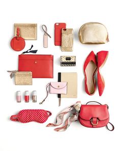 Picks from J.Crew Present-topia. Those stockings aren’t going to stuff themselves. Laydown Photography, Outfit Layout, Glam Bag, What In My Bag, Womens Crossbody Bag, Beauty Bag