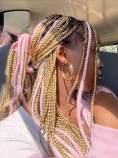 Braids Inspo Color, Colorful Braided Hairstyles, Blond And Pink Braids, Two Colour Braids, Coloured Box Braids, Short Blonde Braids, Blonde And Pink Box Braids, Box Braid Colors, Valentines Braids