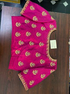 Wrk Blouses, Marriage Blouses, Traditional Saree Blouse Designs, Magam Work Designs, Maggam Blouses, Blouses Work, Worked Blouse, Magam Work, Engagement Saree