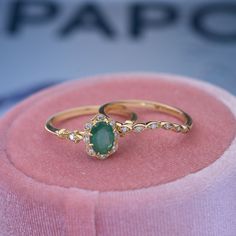 Natural oval green emerald engagement ring Emerald Engagement Ring Dainty, Heirloom Green Oval Halo Ring, Antique Engagement Rings Emerald, Emerald Green Engagement Ring, Daisy Engagement Ring, Oval Emerald Engagement Ring, Emerald Engagement Ring Vintage, Vintage Oval Engagement Rings, Green Engagement Rings