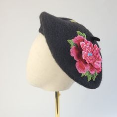 Black Winter Hat, Felt Beret, French Beret Hat, Beret Style, French Beret, Pink Embroidery