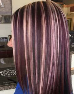 Burgundy Hair With Skunk Stripe, New Hair Colors 2023 Fall, Wine Hair With Blonde Highlights, Red Hair With Chunky Highlights, Tri Color Hair Highlights, Blonde Hair With Burgundy Highlights, Blonde Burgundy Hair, Wine Red Hair With Blonde Highlights, Red With Purple Highlights