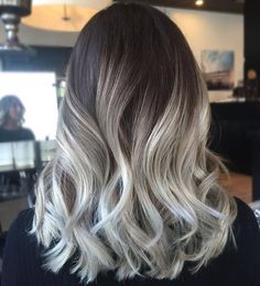 Platinum blonde ombre Blond Cenușiu, Balayage Hair Grey, Ash Balayage, Ash Blonde Ombre, Ash Blonde Hair Colour, Ash Blonde Balayage, Ash Hair Color, Spring Hair, Ash Blonde Hair