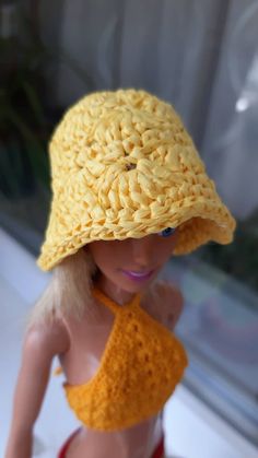 Check out this item in my Etsy shop https://www.etsy.com/listing/1228286373/barbie-bucket-hat-straw-hat-barbie-tiny Raffia Accessories, Clothing Crochet, Parker Outfit, Raffia Sun Hat, Crochet Accessory, Miniature Dollhouse Accessories, Support Ukraine, Integrity Dolls, Pink Beanies