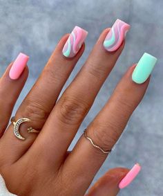 Get your nails ready for summer with these vibrant summer nails! From beachy vibes to strawberries, there’s a design for every taste. Nails Fully Painted, Simple Spring Nails, Easy Nails, Green Nail, Summery Nails, Vacation Nails, Pink Acrylic, Pink Acrylic Nails