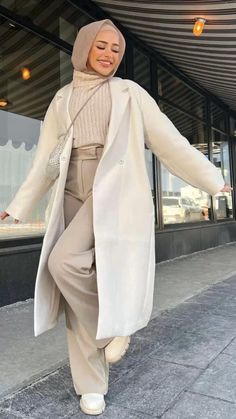 Modest Outfits Muslim, Modest Winter Outfits, Outfits Muslim, Stile Hijab, Mode Zara, Hijab Trends